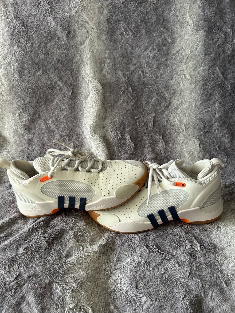 Adidas d.o.n. Issue #5 white victory blue orange size 10 nwob